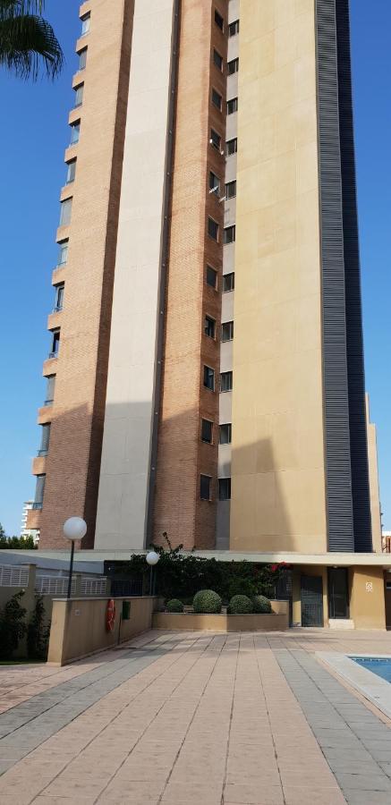 Junto Playa Levante Con Terraza Chill-Out-2 Wcs-A Estrenar Gemelos 23 Benidorm Exterior photo